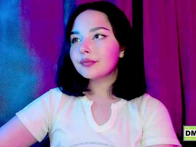 KikiraSparkle webcam
