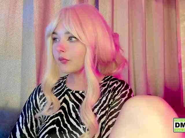 KikiraSparkle webcam