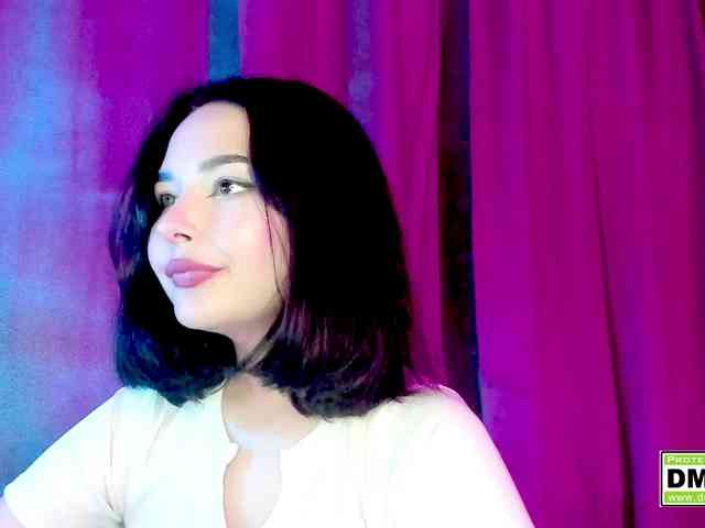 KikiraSparkle webcam
