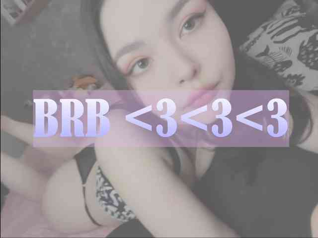 KikiraSparkle webcam
