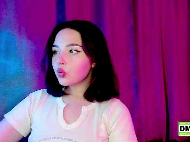 KikiraSparkle webcam