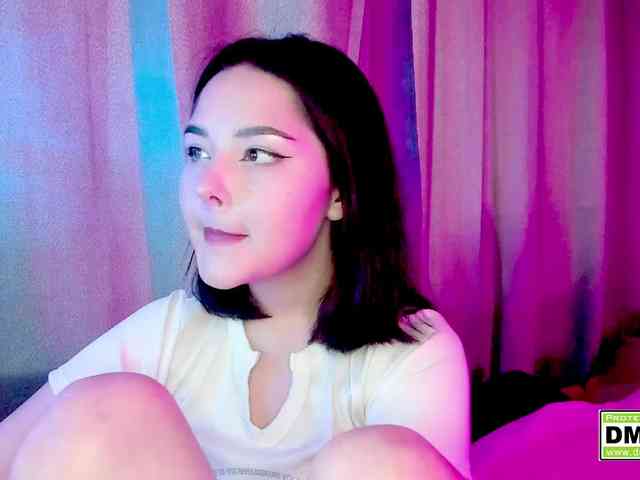 KikiraSparkle webcam