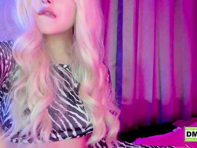 KikiraSparkle webcam
