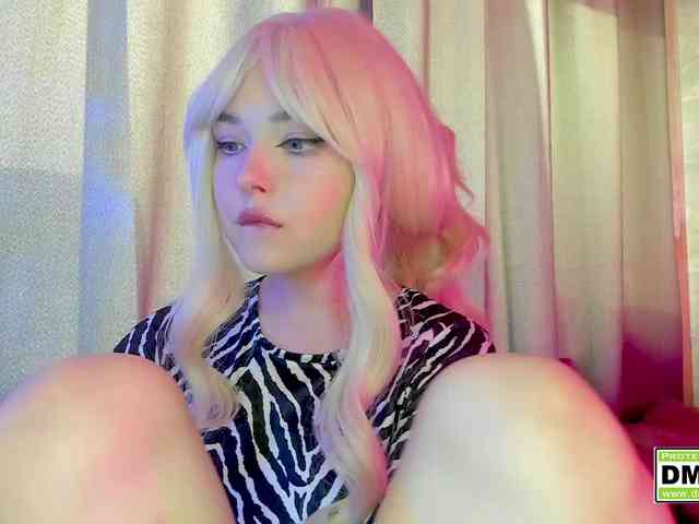 KikiraSparkle webcam