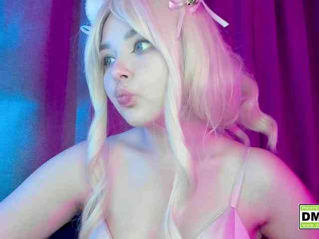 KikiraSparkle webcam