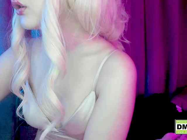 KikiraSparkle webcam