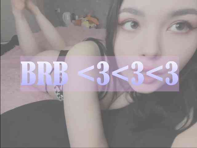 KikiraSparkle webcam