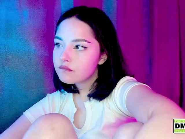 KikiraSparkle webcam