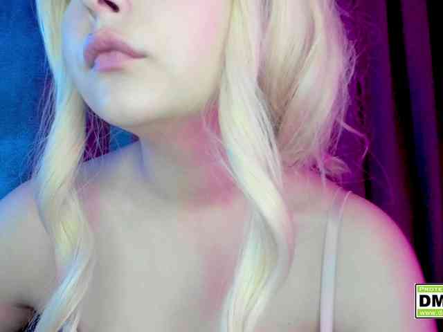 KikiraSparkle webcam
