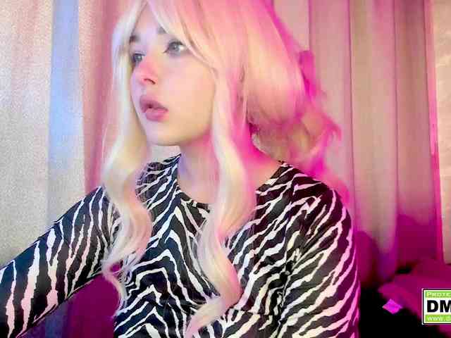 KikiraSparkle webcam