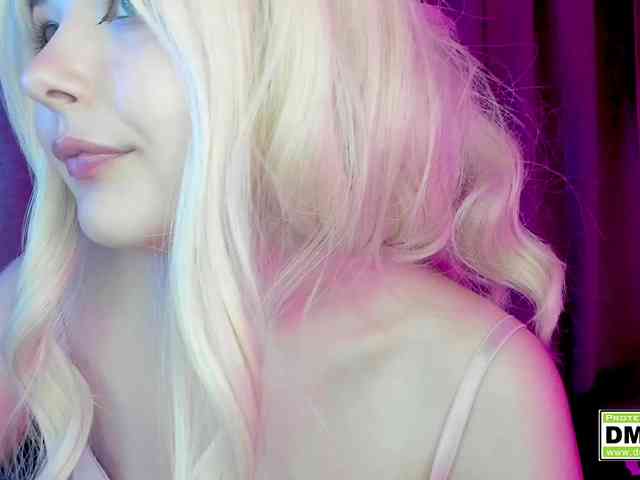KikiraSparkle webcam