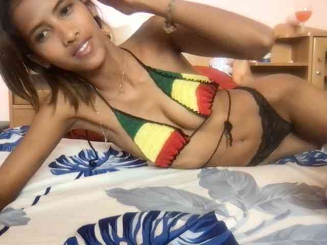 Cutiehotty1 webcam