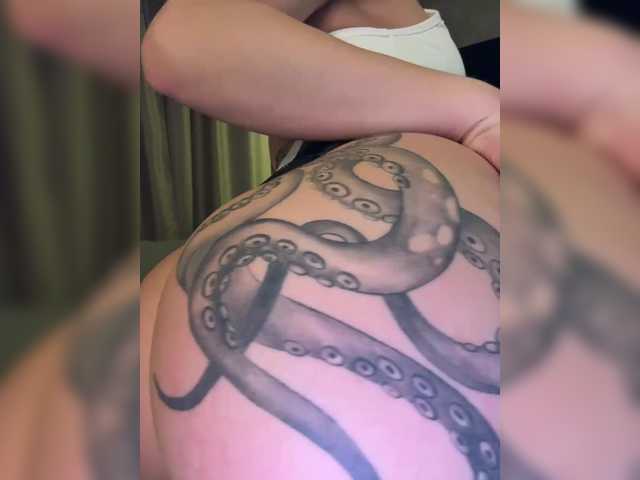 Sexeuphoria's BongaCams show and profile