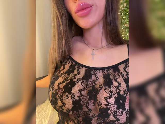 Sexeuphoria's BongaCams show and profile