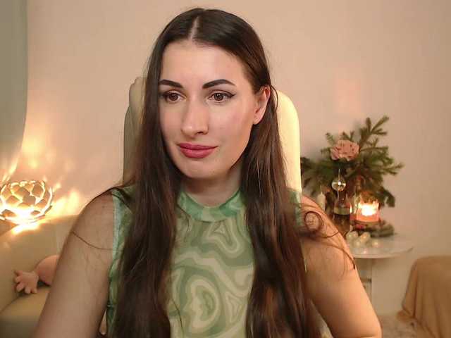 MaryMalory11's BongaCams show and profile