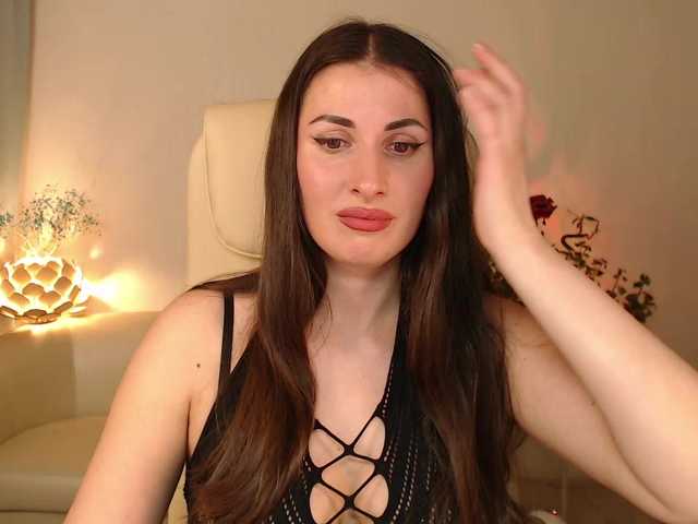 MaryMalory11's BongaCams show and profile