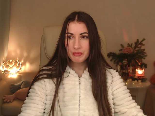 MaryMalory11's BongaCams show and profile