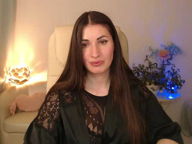 MaryMalory11's BongaCams show and profile