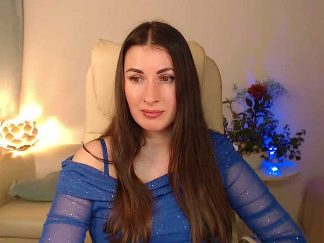 MaryMalory11's BongaCams show and profile