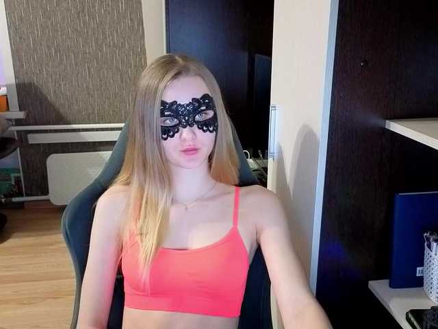 Sukkuba's BongaCams show and profile