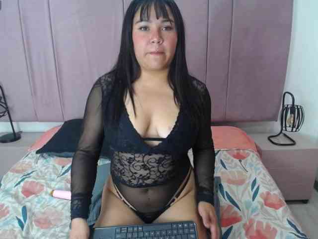 KarinaPrath webcam