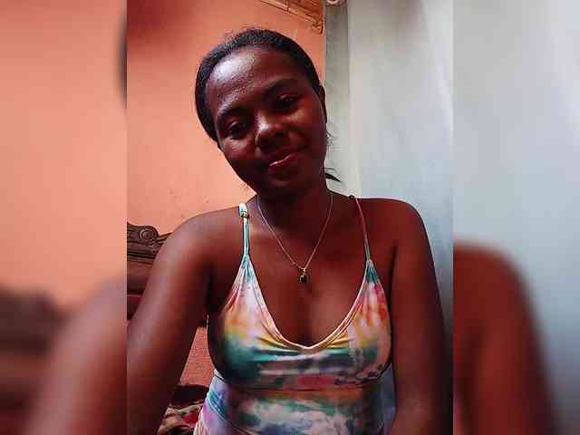 CheliaSexy webcam