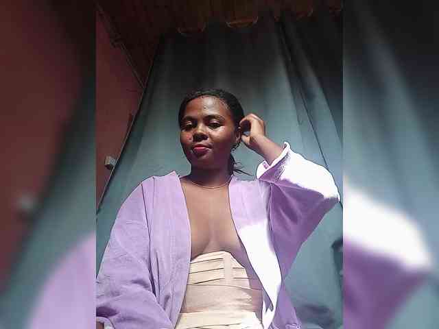 CheliaSexy webcam