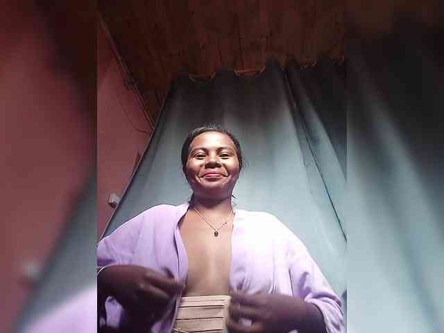 CheliaSexy webcam