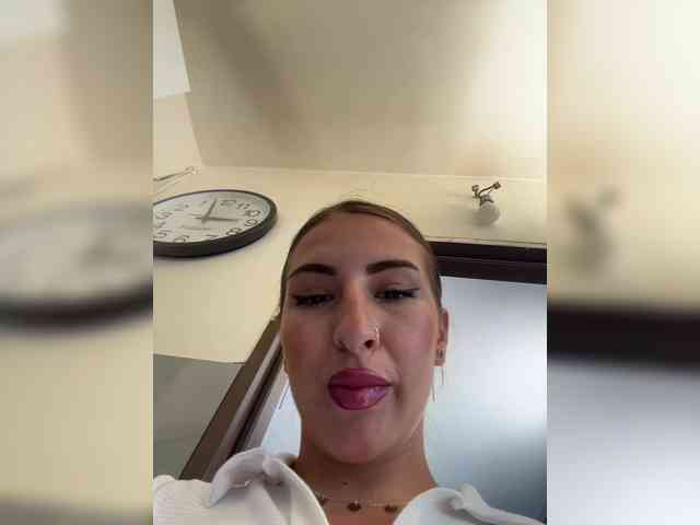 Sashabelle1 webcam