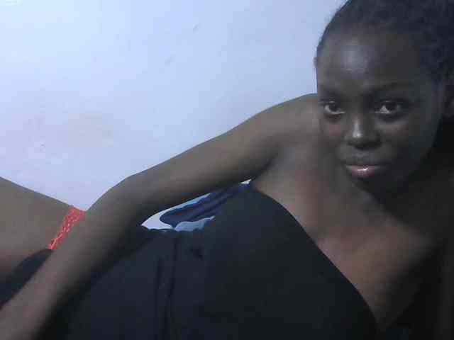 Petitepussy webcam