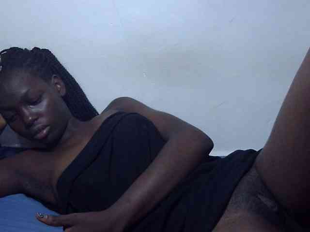 Petitepussy webcam