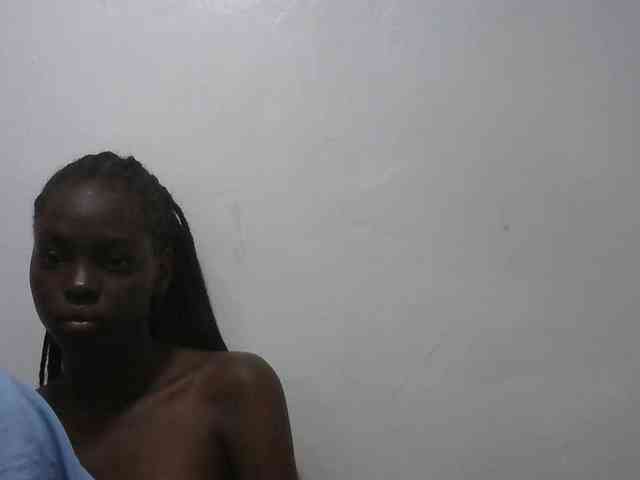 Petitepussy webcam