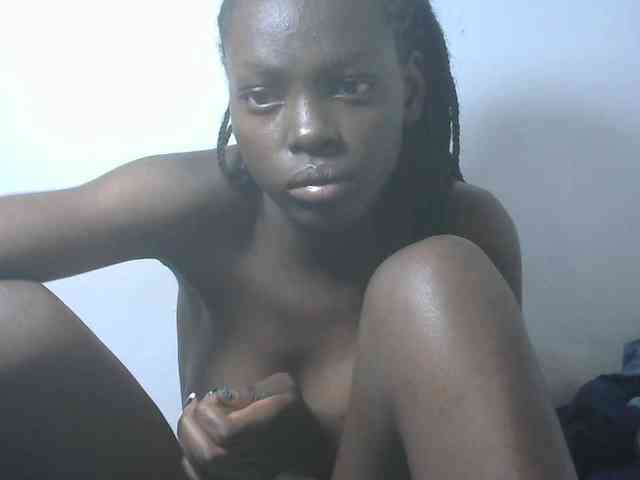 Petitepussy webcam