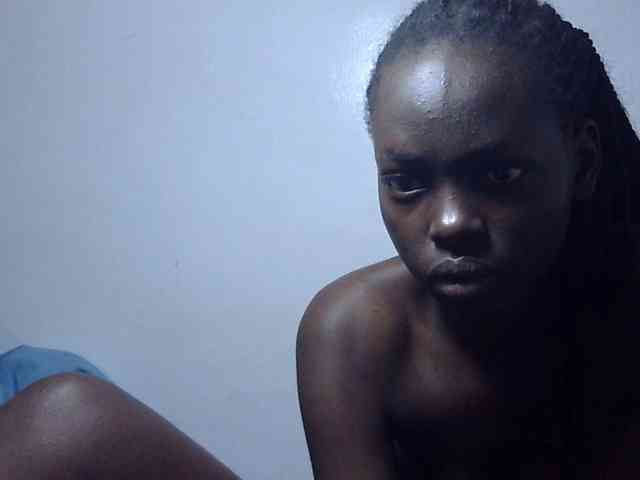 Petitepussy webcam