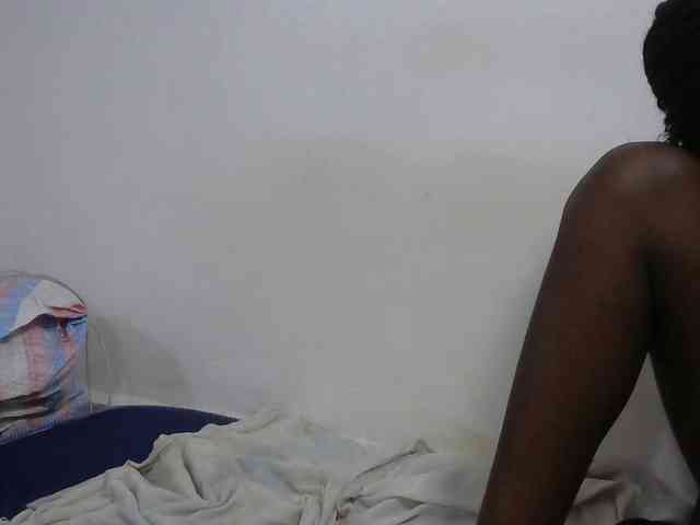 Petitepussy webcam