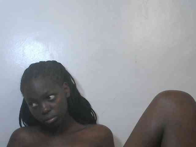Petitepussy webcam