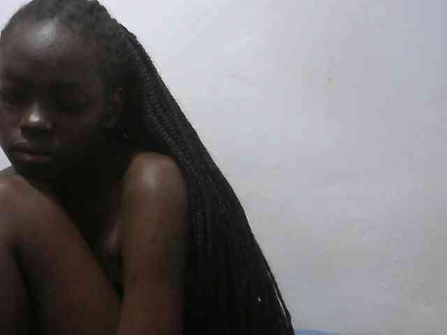 Petitepussy webcam