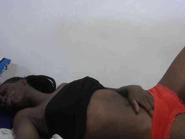 Petitepussy webcam