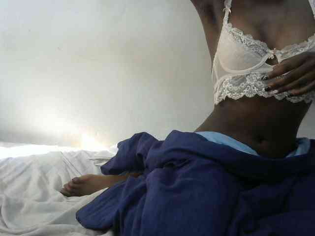 Petitepussy webcam
