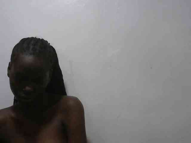 Petitepussy webcam
