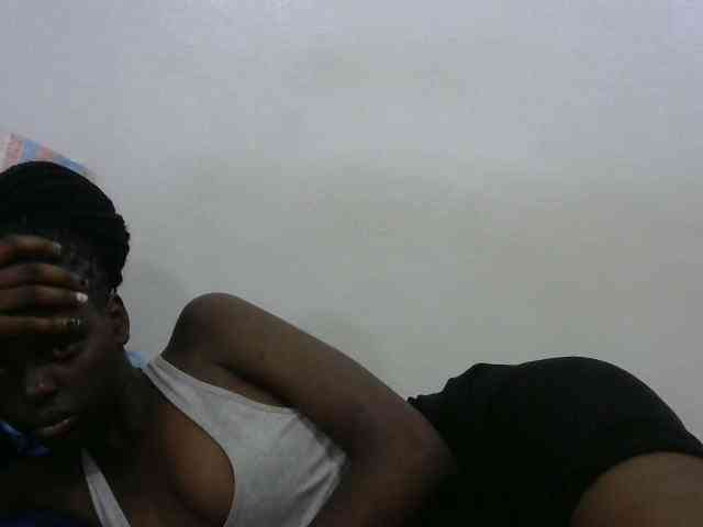 Petitepussy webcam