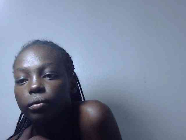 Petitepussy webcam
