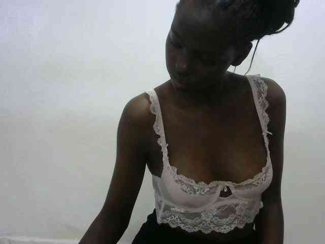 Petitepussy webcam