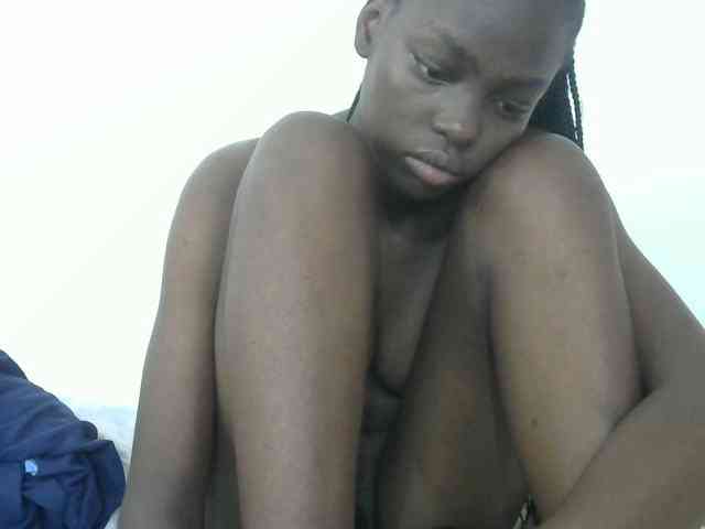 Petitepussy webcam