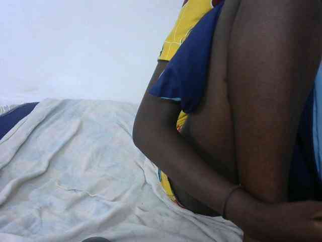 Petitepussy webcam