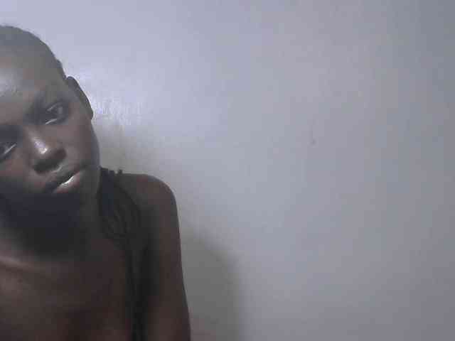 Petitepussy webcam