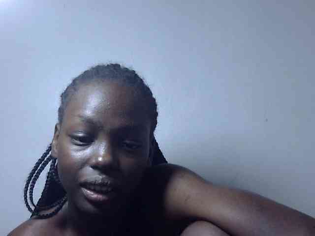 Petitepussy webcam
