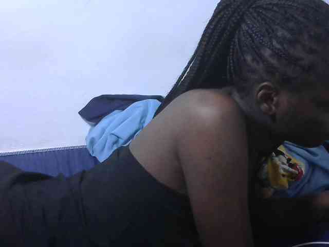 Petitepussy webcam