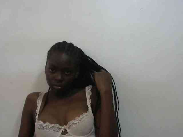 Petitepussy webcam
