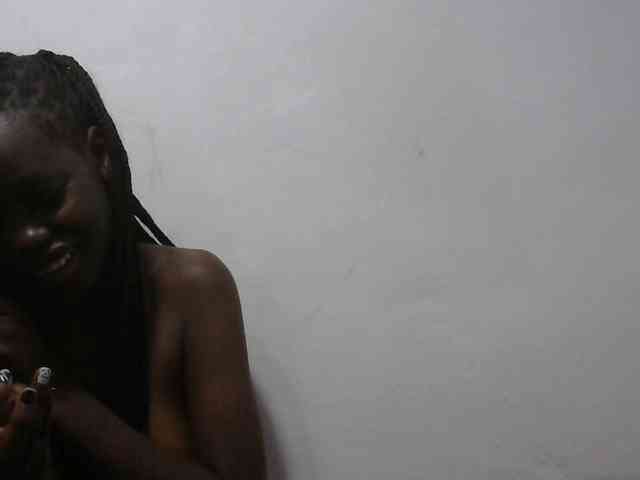 Petitepussy webcam